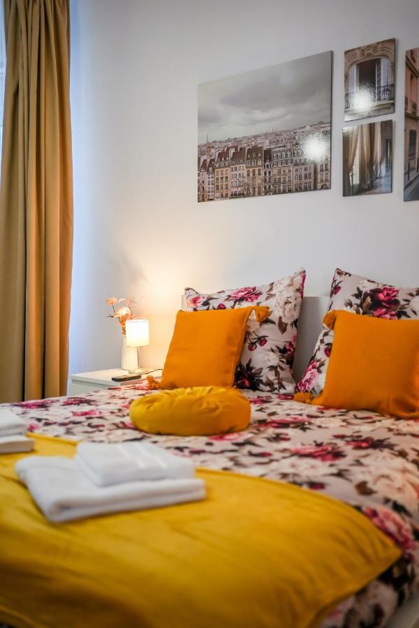 Ultracentral Golden Gatehouse 3 Bdrm Bucharest Exterior photo