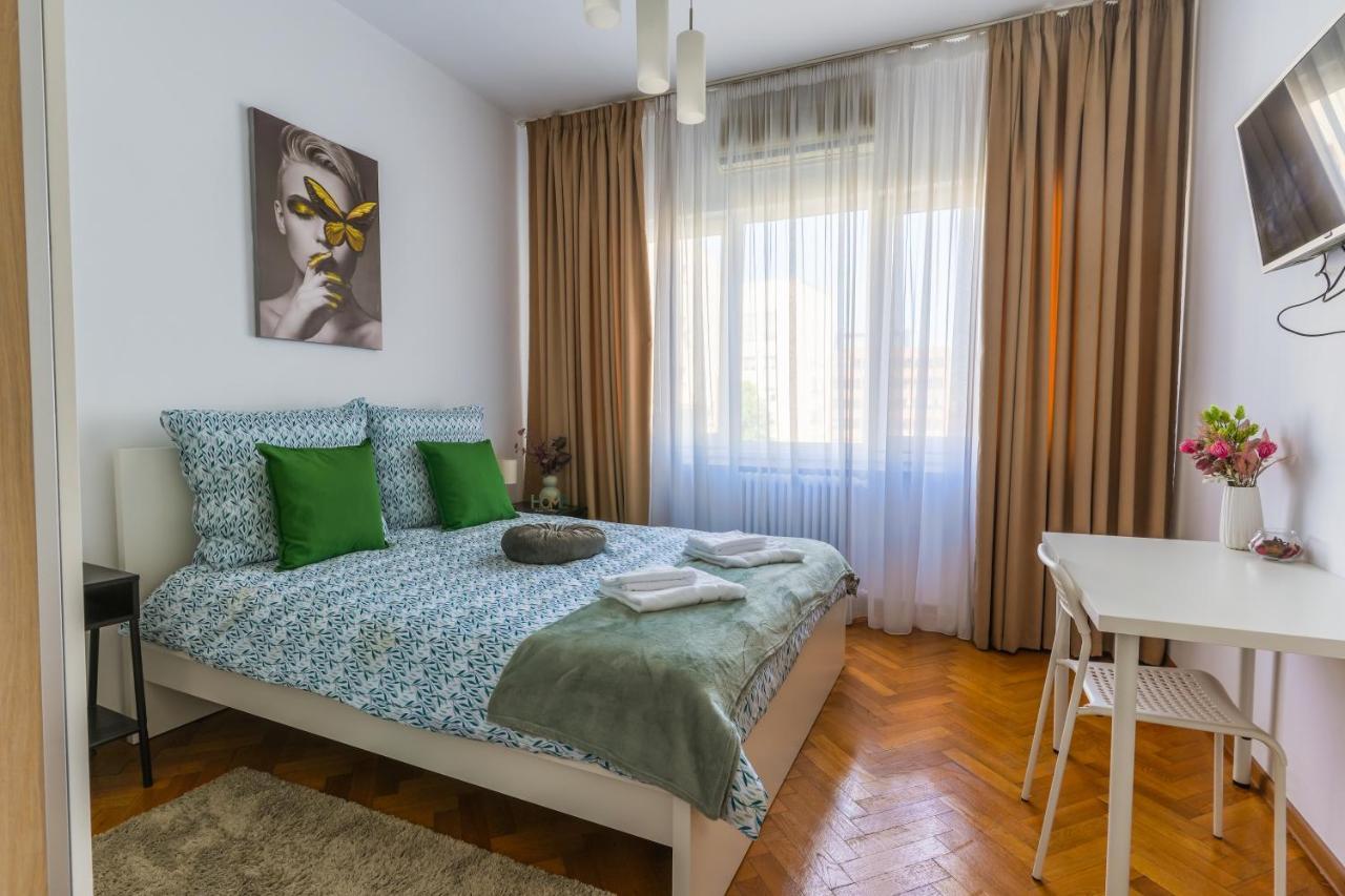 Ultracentral Golden Gatehouse 3 Bdrm Bucharest Exterior photo
