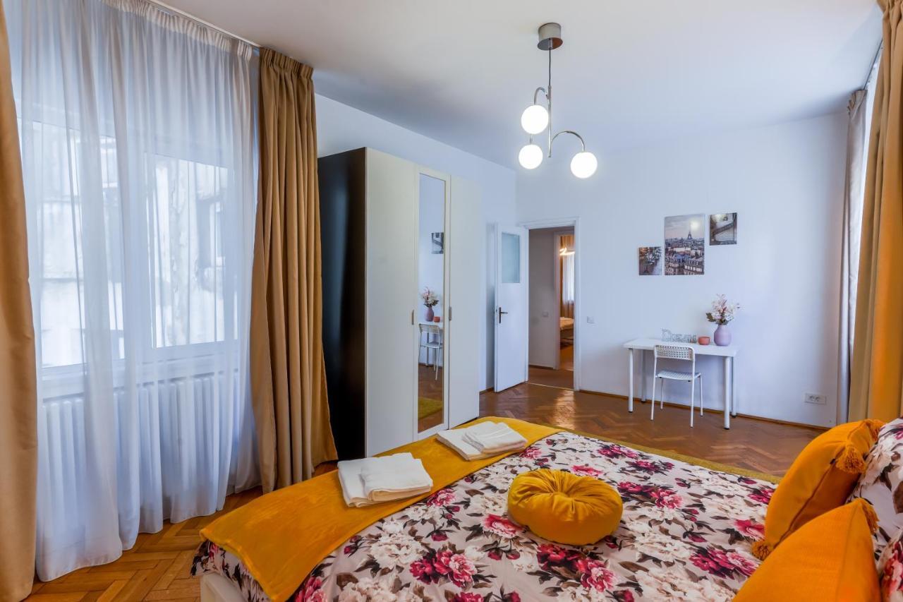 Ultracentral Golden Gatehouse 3 Bdrm Bucharest Exterior photo